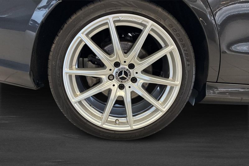 Mercedes E220 bild 11