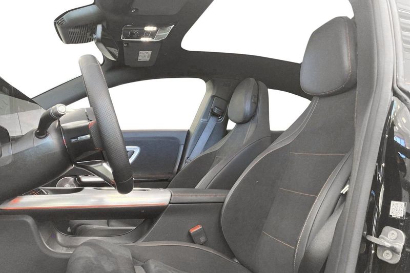 Mercedes CLA250 bild 8