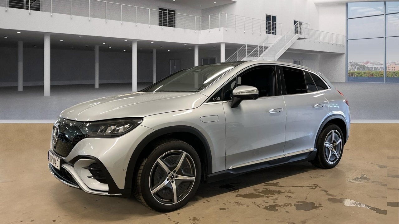 Mercedes EQE350 SUV