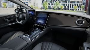 Mercedes EQE350+ bild 14