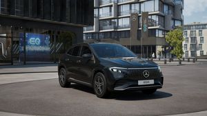 Mercedes EQA300 bild 1