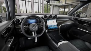 Mercedes GLC300 bild 10