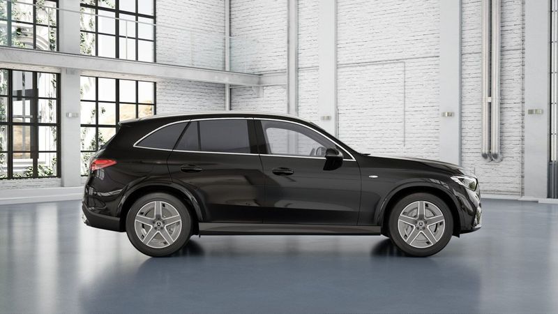 Mercedes GLC300 bild 2