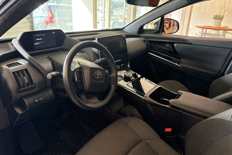 Toyota bZ4X bild 7