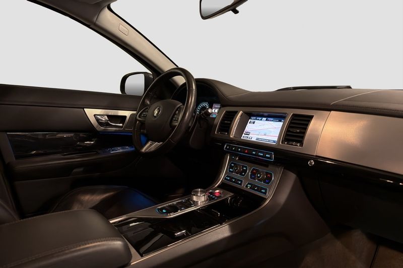 Jaguar XF bild 10