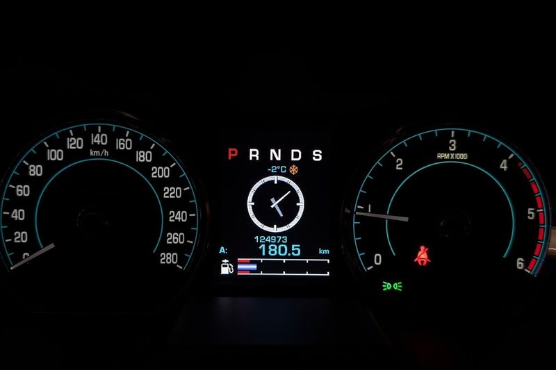Jaguar XF bild 12