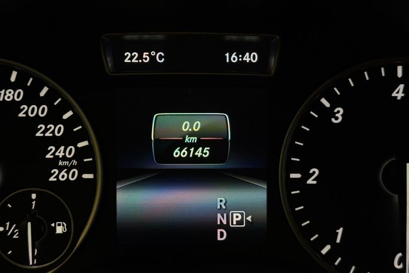 Mercedes B180 bild 12