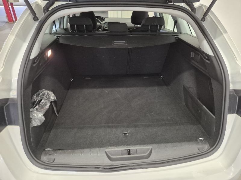Peugeot 308 bild 8