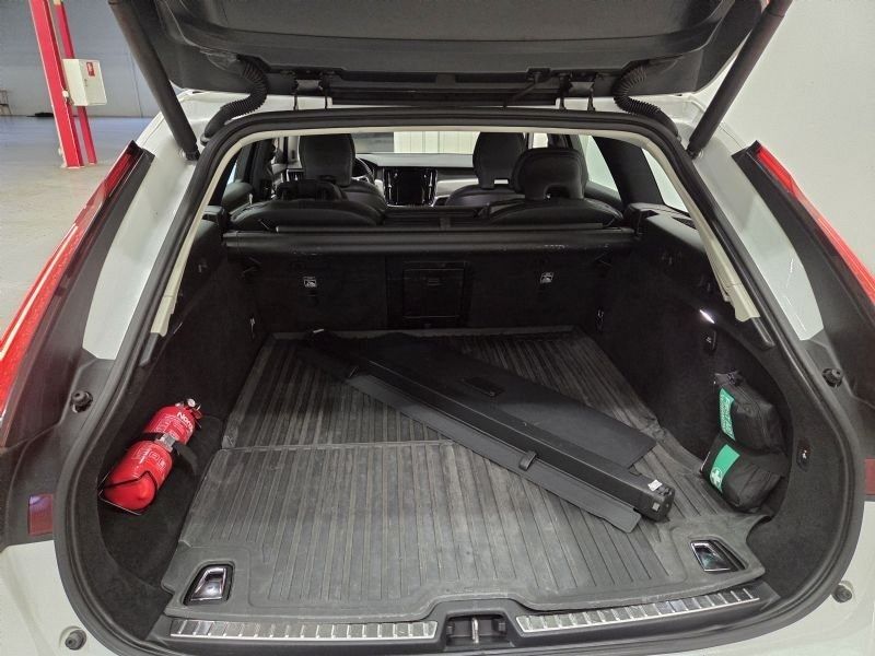 Volvo V90 bild 8