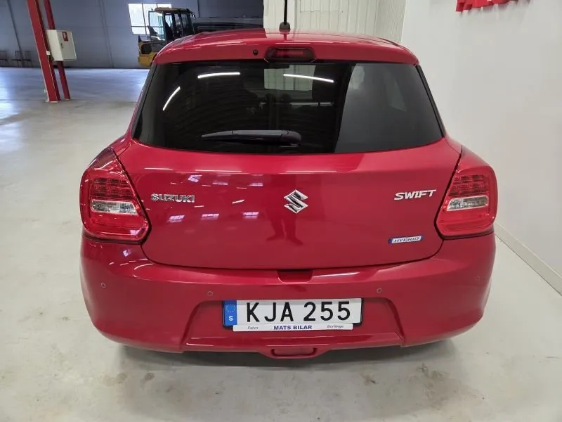 Vehicle image 6