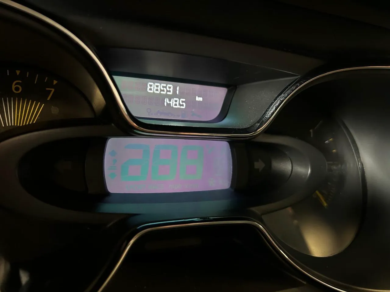Vehicle image 20