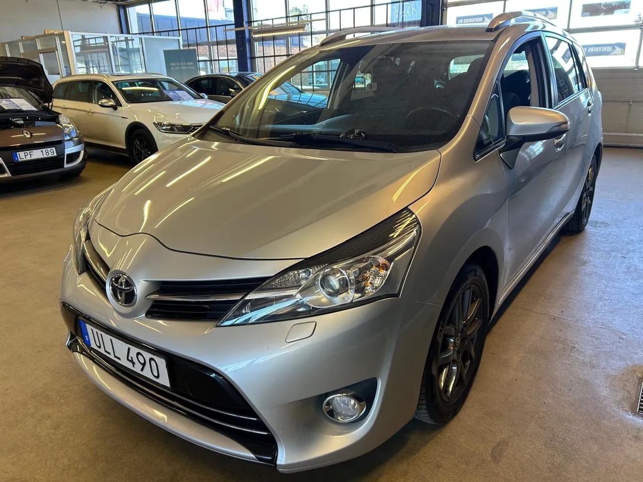 Vehicle image 1