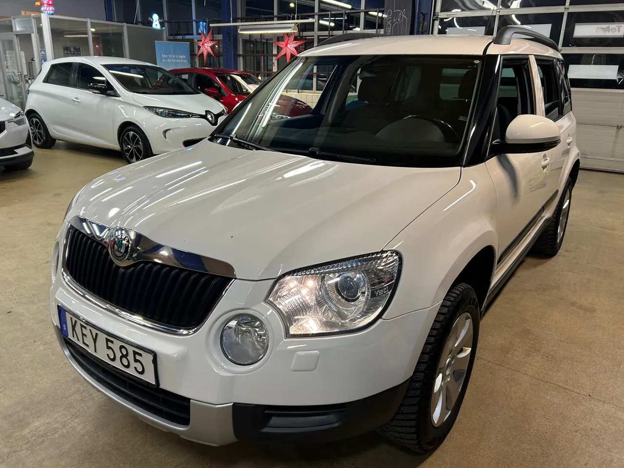 Vehicle image 4
