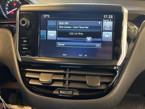 Peugeot 208 bild 18