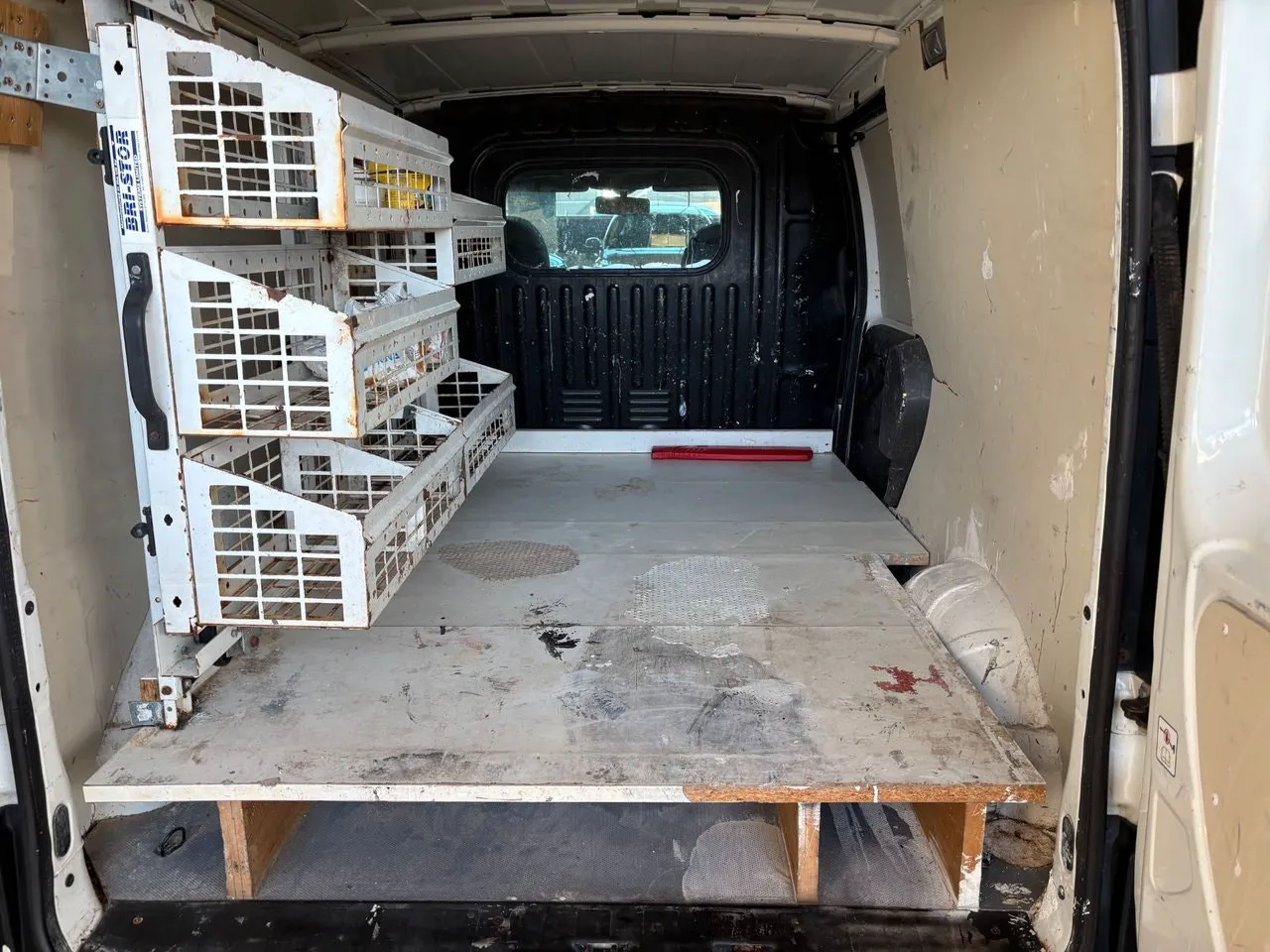 Vehicle image 12