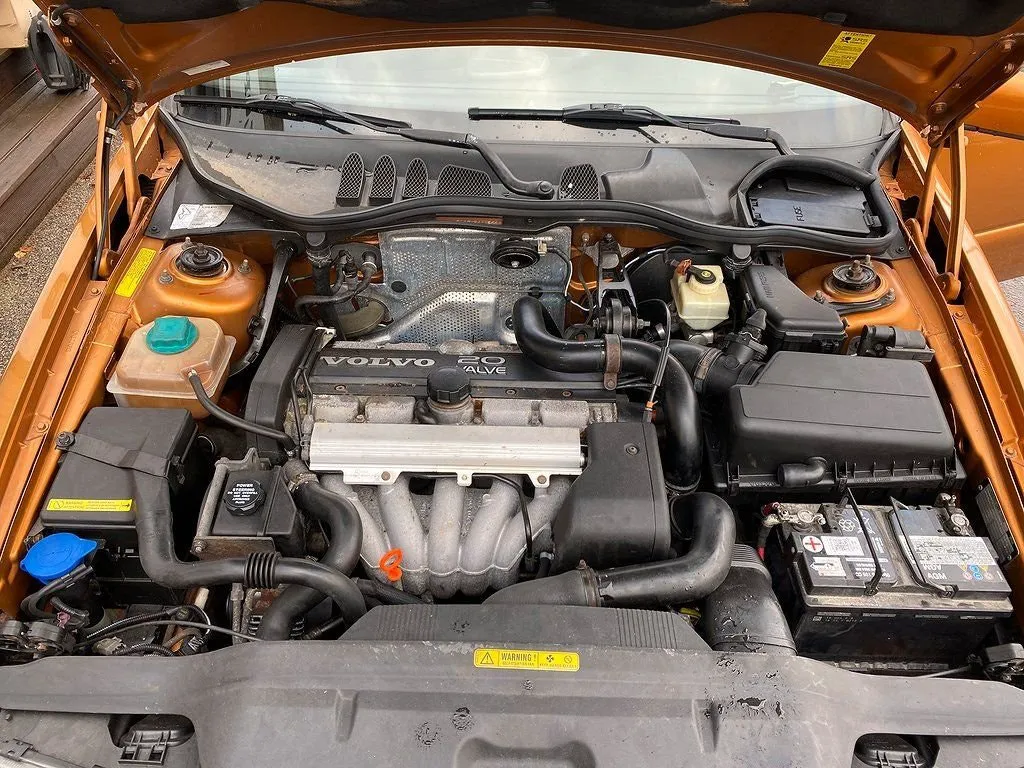 Vehicle image 20