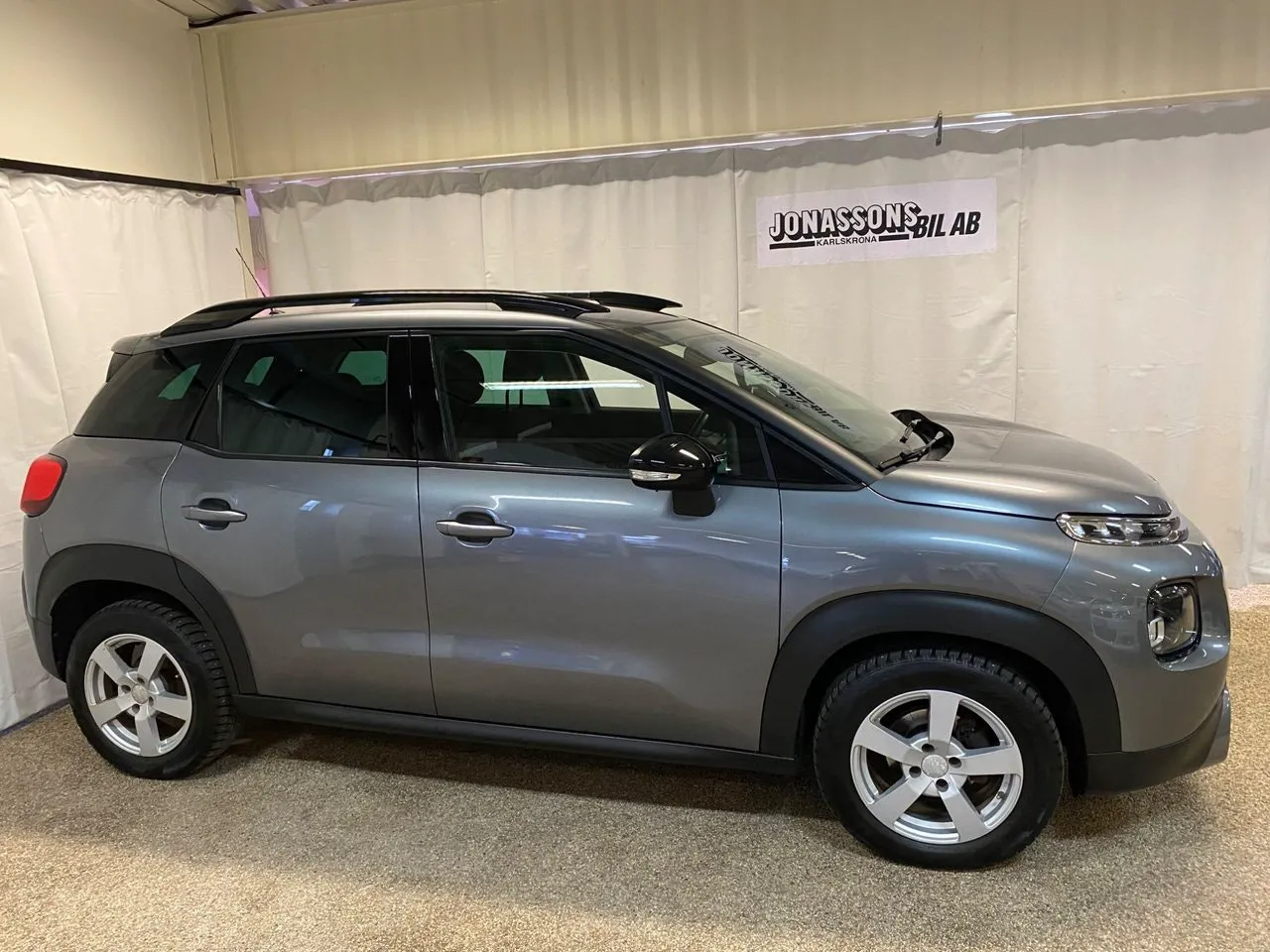 Vehicle image 2