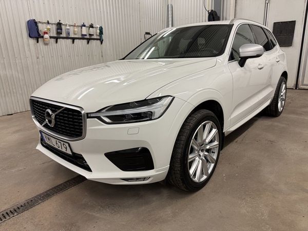 Volvo XC60 D4 Geartronic R-Design FWD - 2019