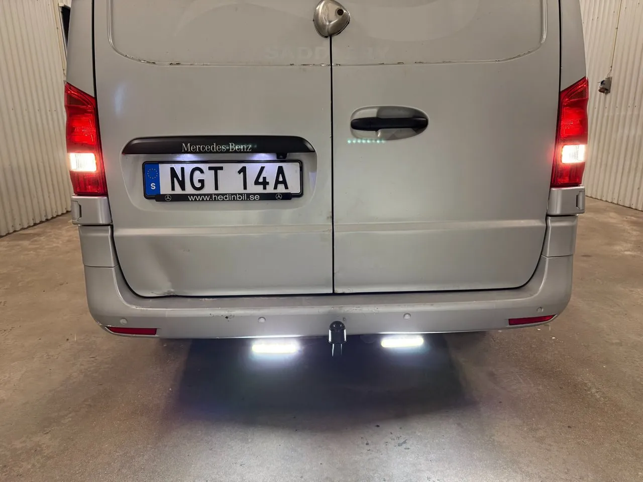 Vehicle image 23
