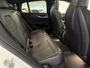 BMW X4 M bild 20