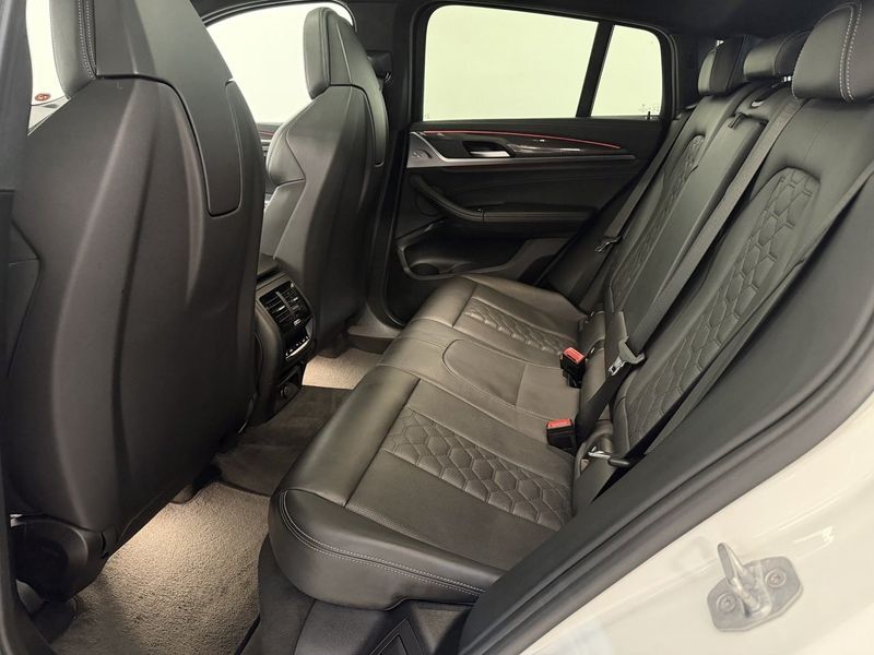 BMW X4 M bild 19