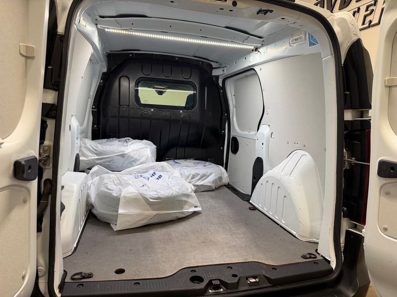 Renault Express bild 9