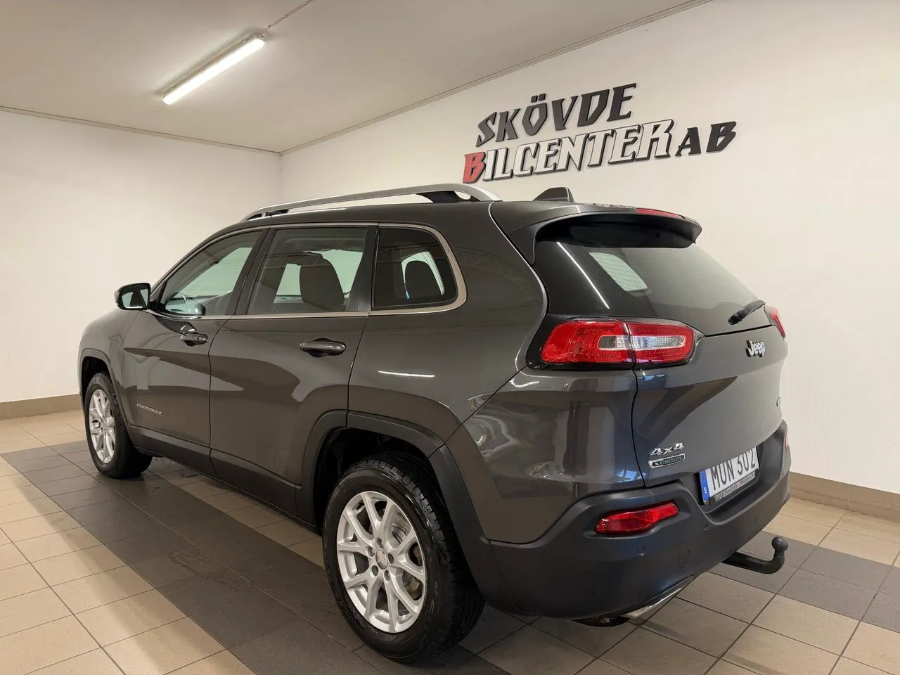 Vehicle image 2