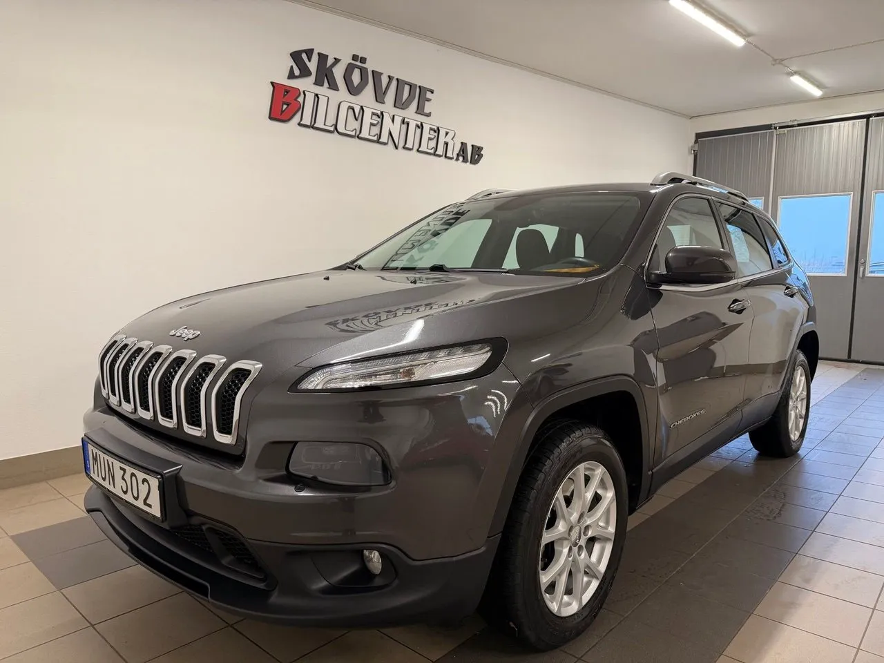 Vehicle image 1