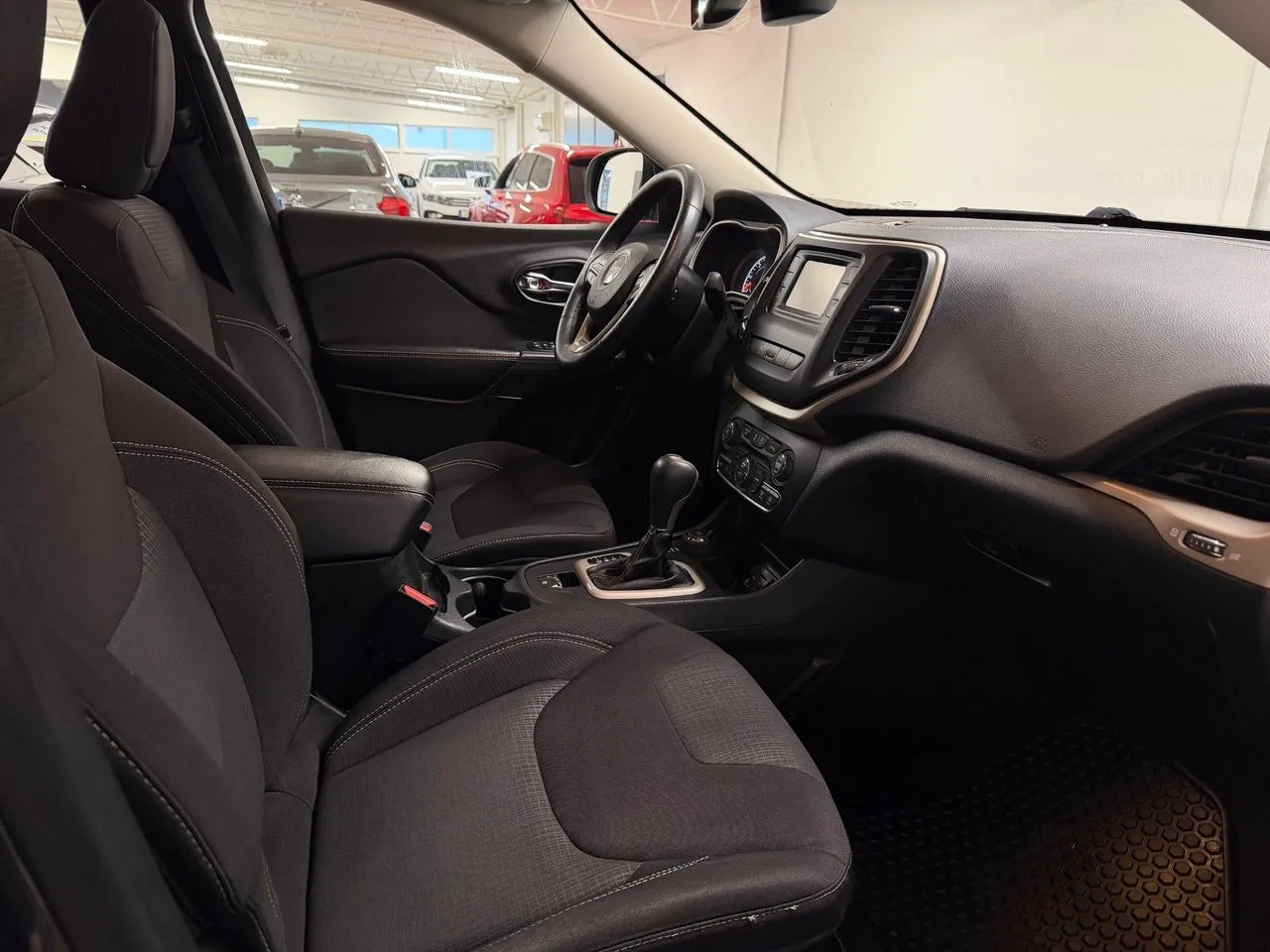 Vehicle image 8