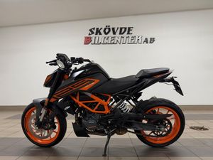 KTM 125 Duke bild 1