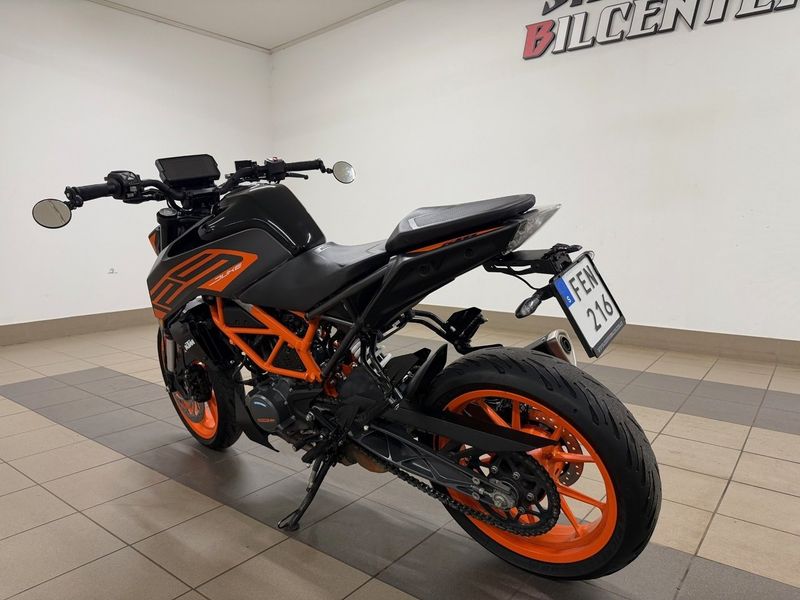 KTM 125 Duke bild 3