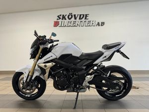 Suzuki GSR bild 1
