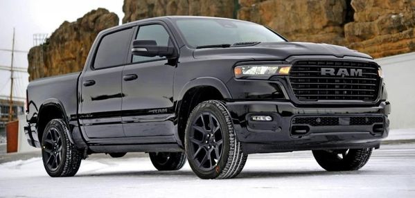Dodge 1500 RAM Laramie Night Premium 420hk 2025 LÅG SKATT - 2025
