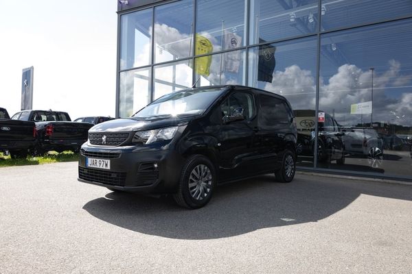 Peugeot e-Partner PRO+ L1 3,3m3 Electric 136hk 50kWh Nyservad - 2023