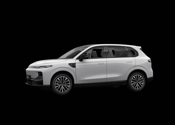 Leapmotor B10 ProMax Design 218hk 434km WLTP 4-års garanti - 2026