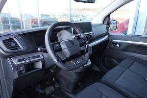 Peugeot e-Expert bild 11