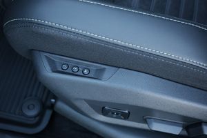 Peugeot e-5008 bild 10