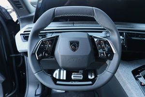 Peugeot e-5008 bild 13