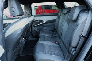 Peugeot e-5008 bild 14