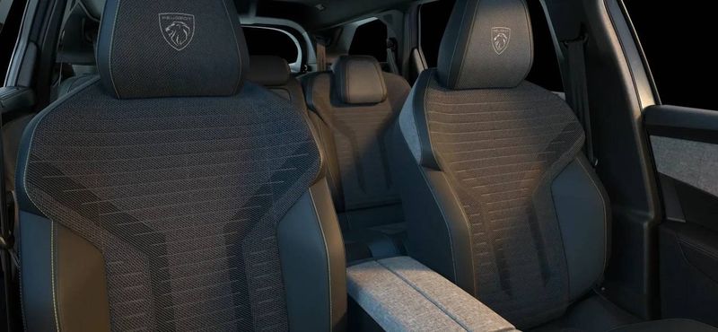 Peugeot e-5008 bild 8