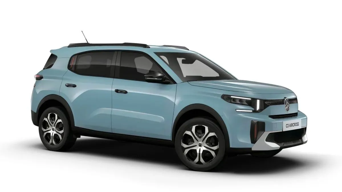 Vehicle image 15