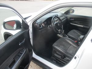 Suzuki Vitara bild 10