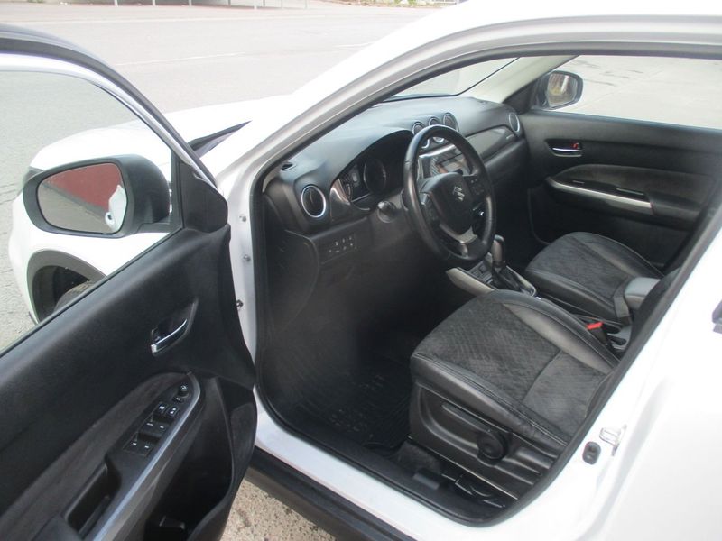 Suzuki Vitara bild 10
