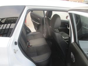 Suzuki Vitara bild 8