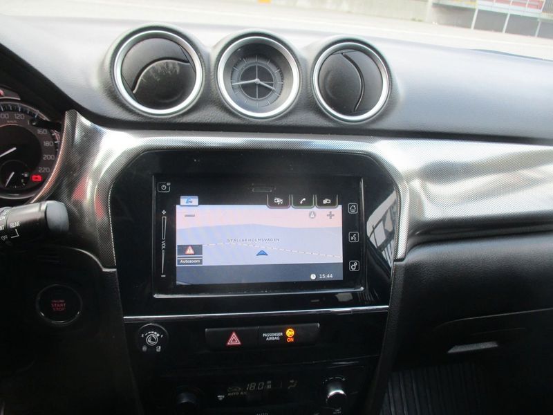 Suzuki Vitara bild 12