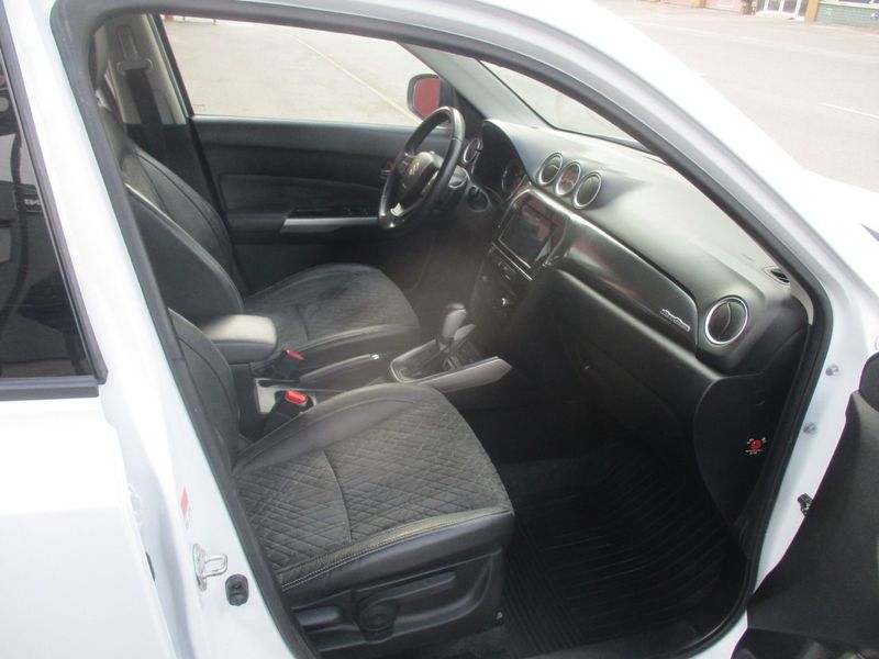 Suzuki Vitara bild 9