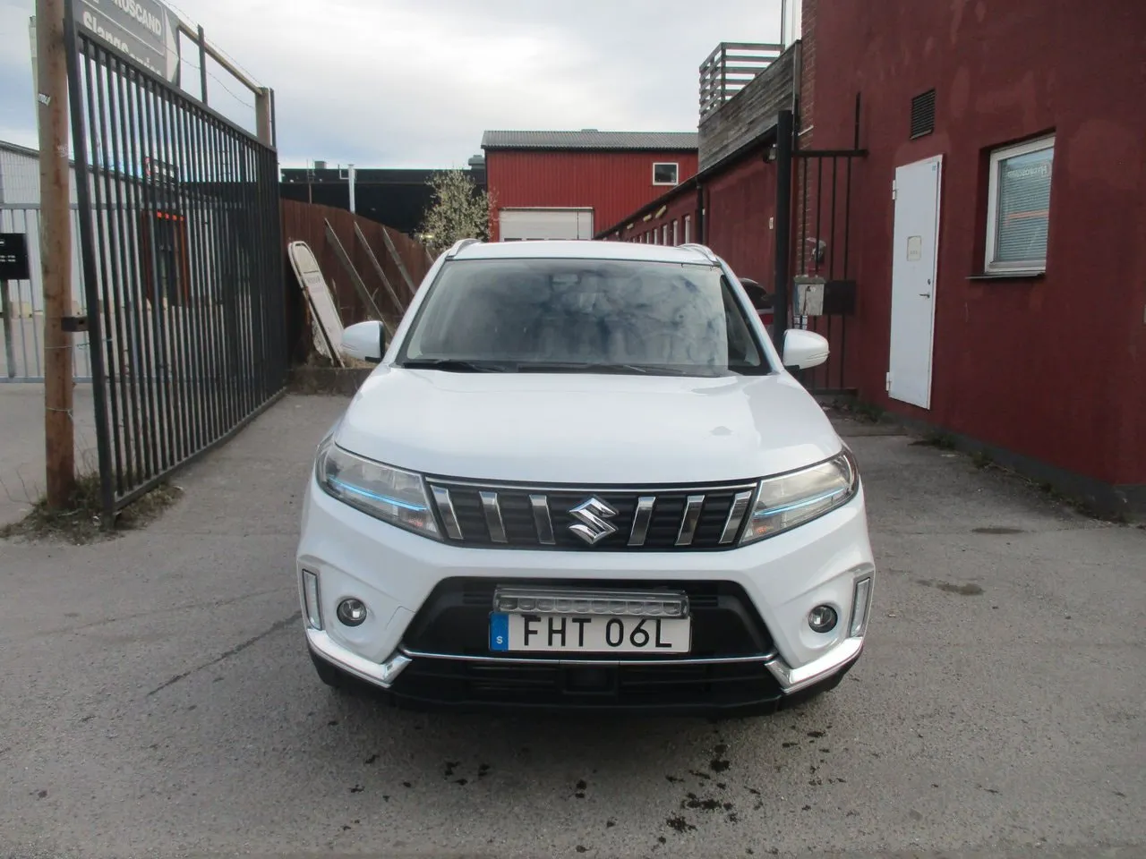 Vehicle image 2