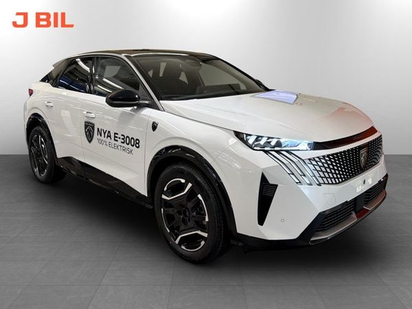 Peugeot e-3008 GT+ - DEMO - 2026