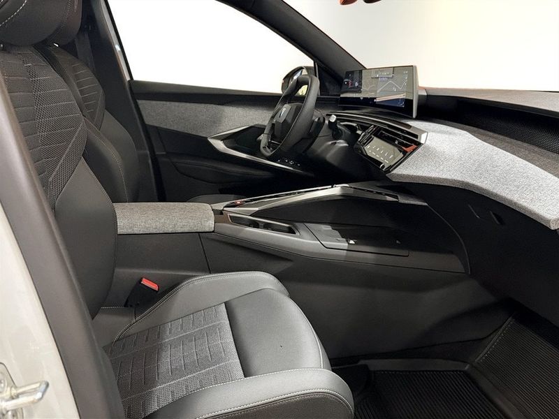 Peugeot e-3008 bild 7