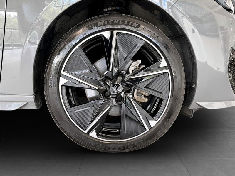 Peugeot e-308 bild 18